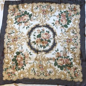Club 7 Echo Floral Scarf (Square)
